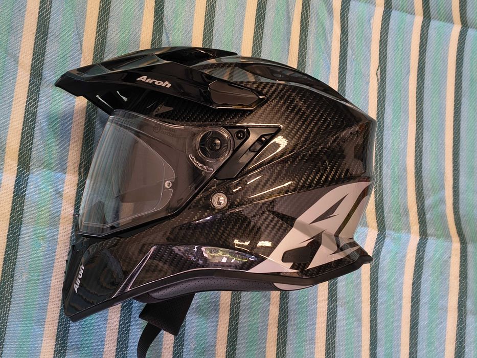 Kask Airoch commander MTB Adventure z daszkiem i blendą