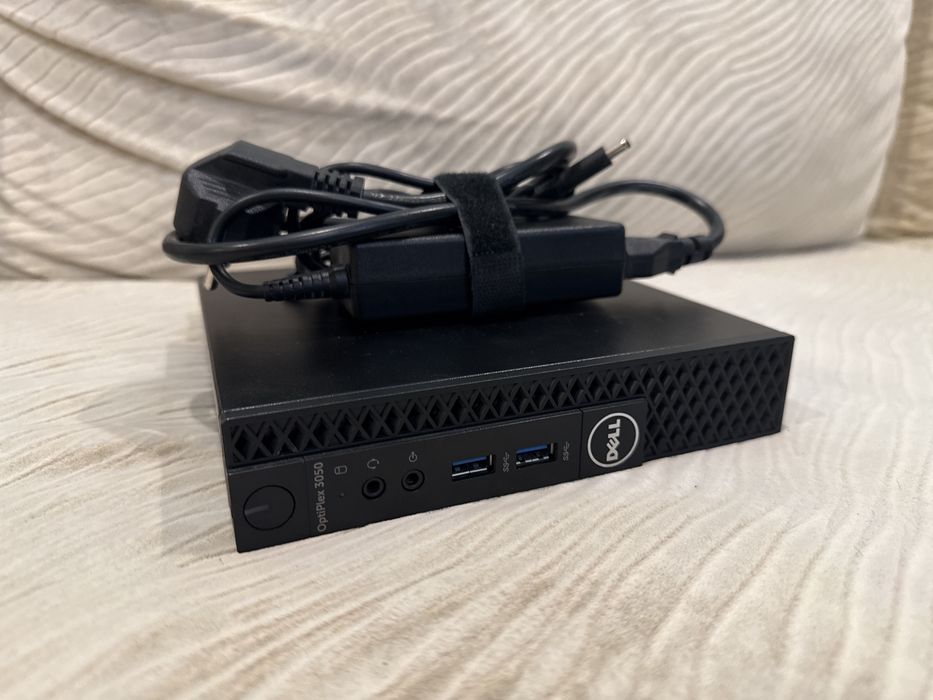 Mały zgrabny komputer Dell OptiPlex 3050 micro | intel i3 | SSD 256 | 16GB RAM