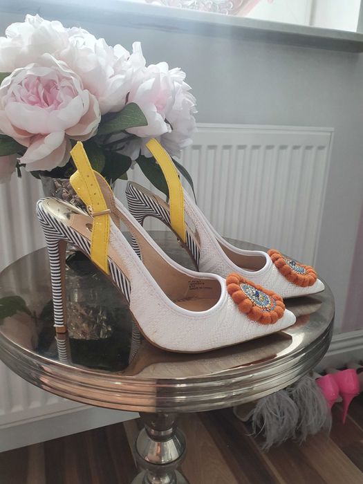 Oryginalne Szpilki zebra River Island Nowe