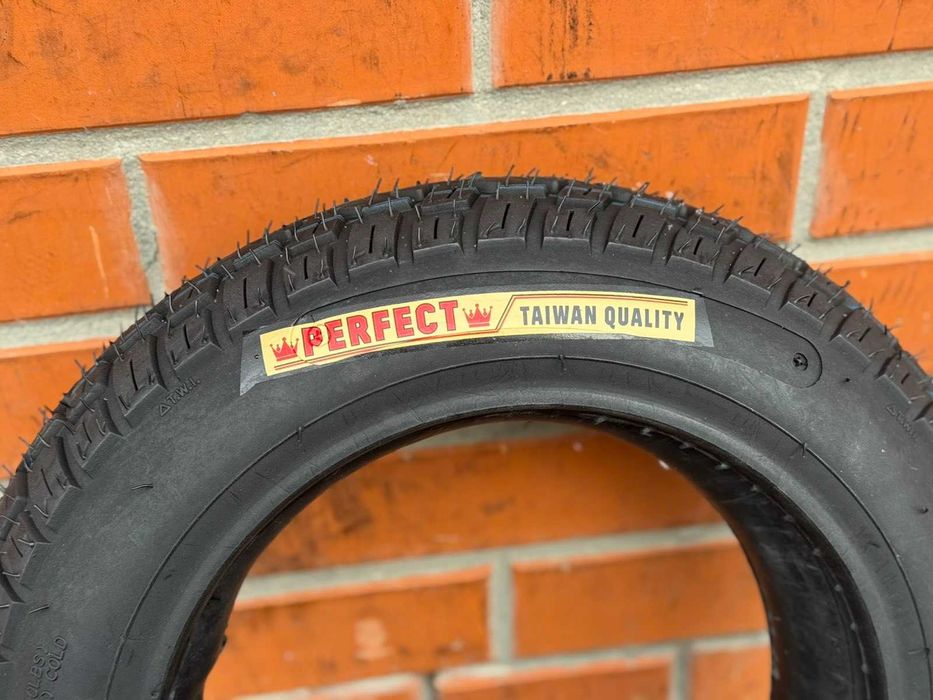 Шина з камерою 3.00-10 шипована Тайвань на скутер SC TYRE-124