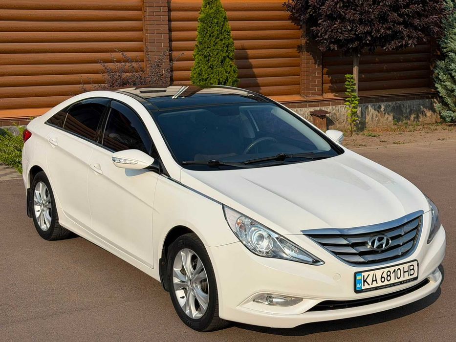 Hyundai Sonata 2011