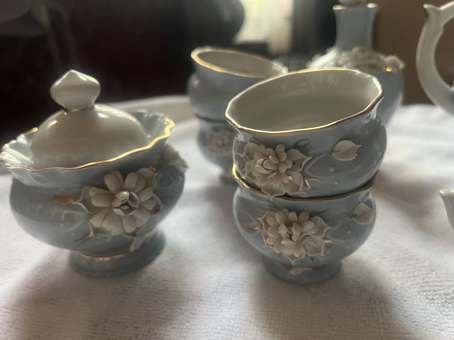 Продаются сервизы