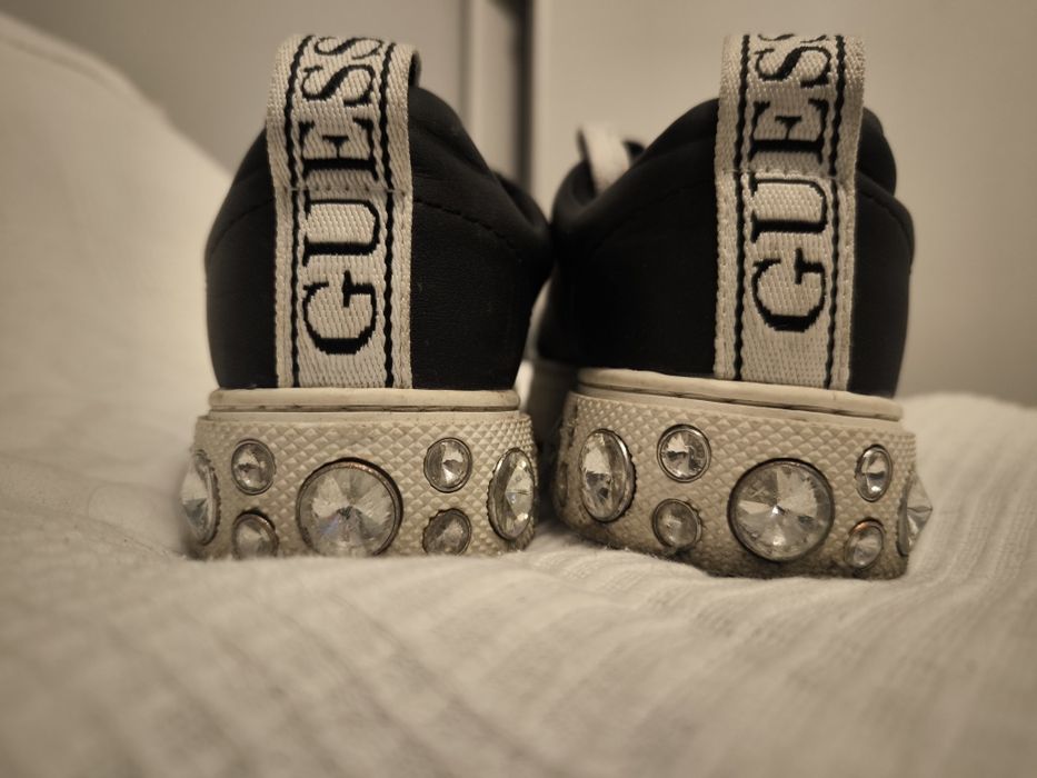 GUESS damskie adidasy kryształki rozm 36