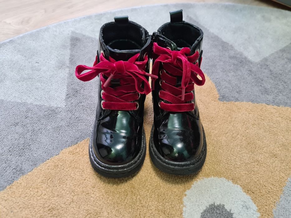 Czarne botki Disney 26