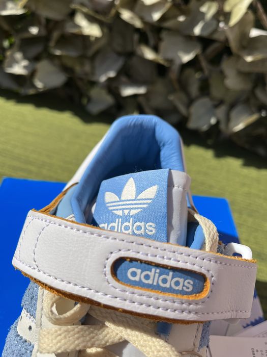 Adidas  forum unc