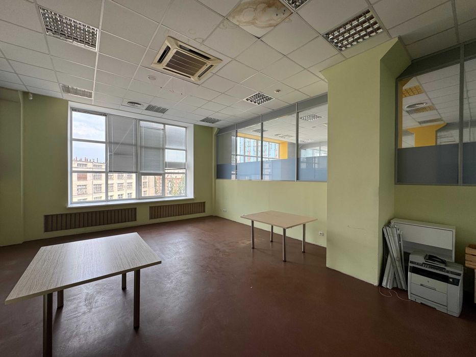 Офіс в бізнес центрі, 55 м.кв. Вокзальна. Власник