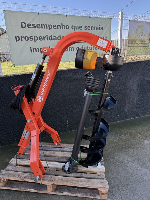 Brocadora de trator com hidraulico