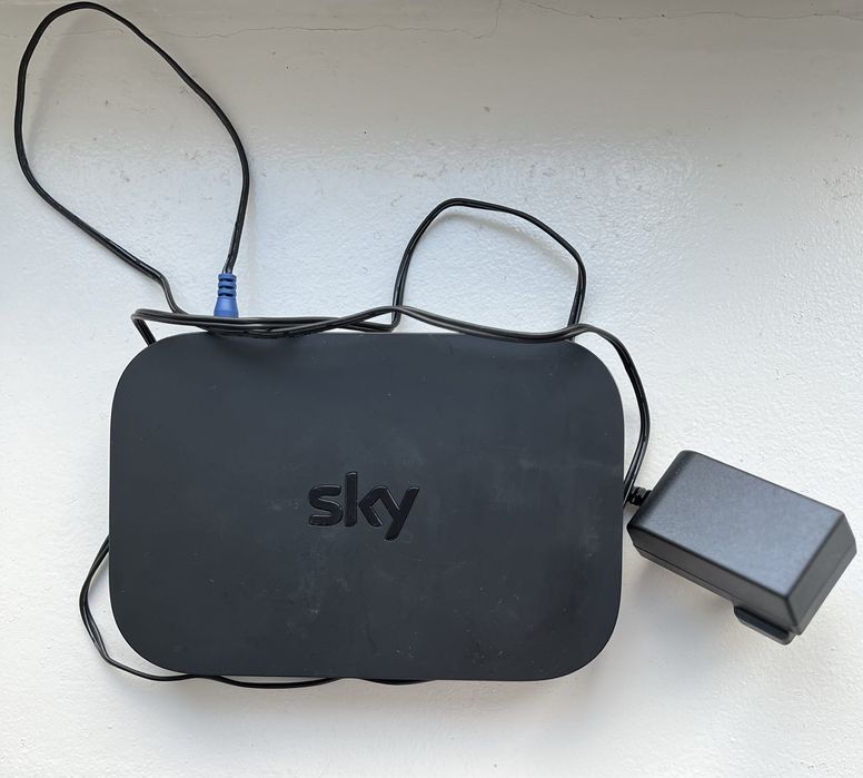 маршрутизатор роутер Sky Q Hub ADSL 2+