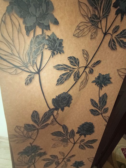 Tapeta 1 gatunek delikatny brokat