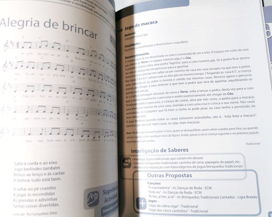 Cantar, dançar, brincar - edições convite à música