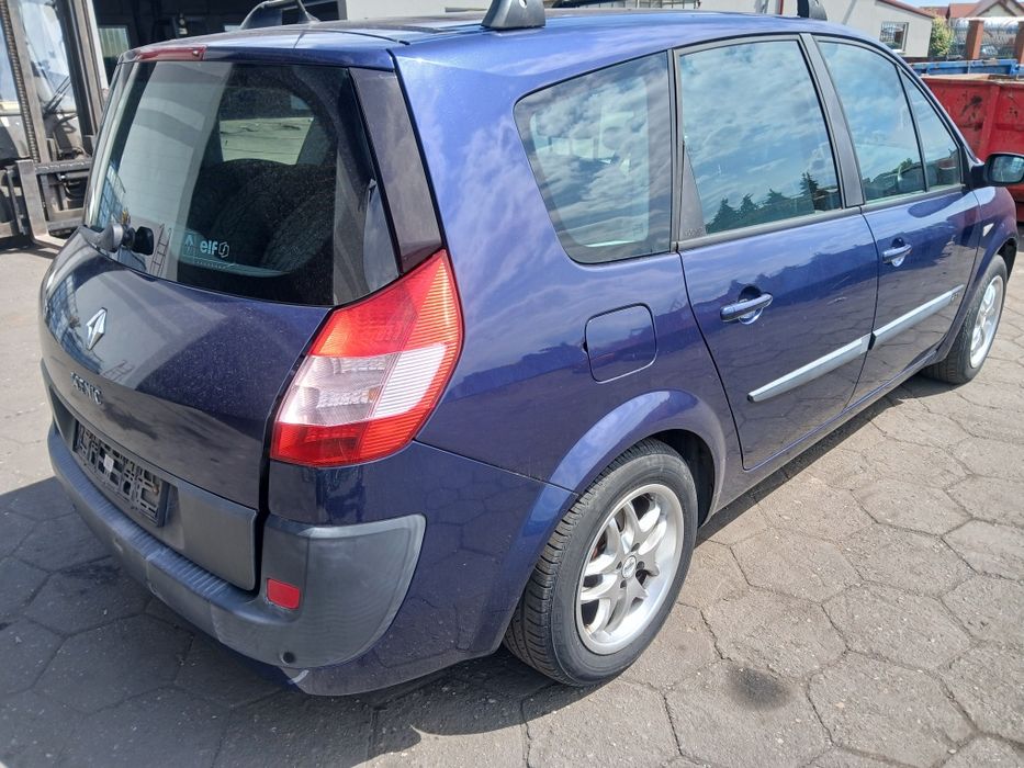 Renault scenic II  2.0 16v  maska I inne