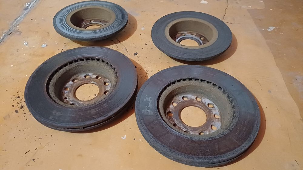 Обміняю/віддам робочі б/у стійки амортизаторів передні Sachs 5C0413 03