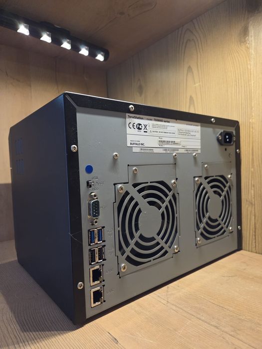 Serwer plików NAS Buffalo TeraStation 5800D / 5800DWR