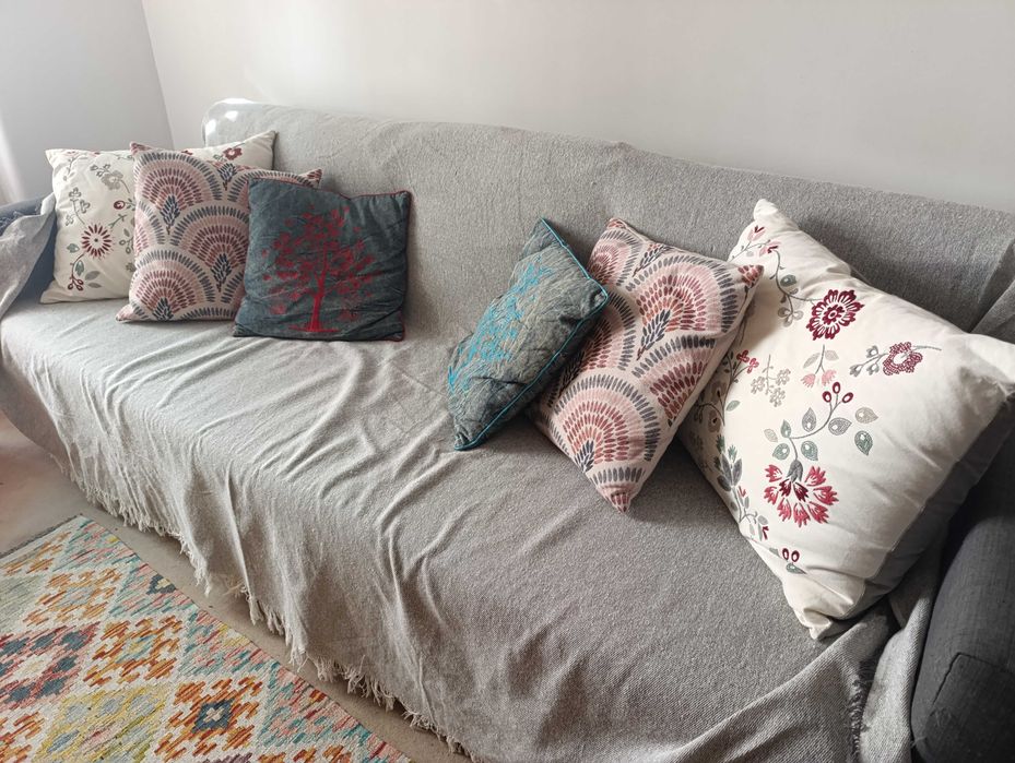 Sofá cama IKEA cinza