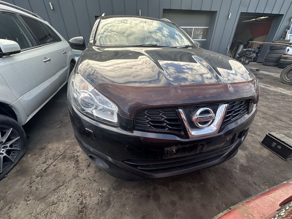 Części Nissan Qashqai 2011 r Anglik, Maska Lampa Błotnik Zderzak Przód