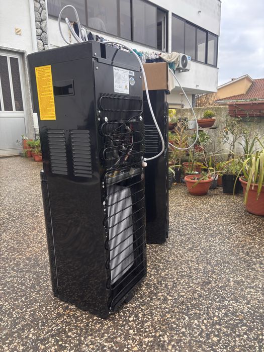 Fonte de água garrafão