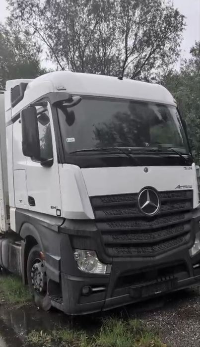 Mercedes-Benz