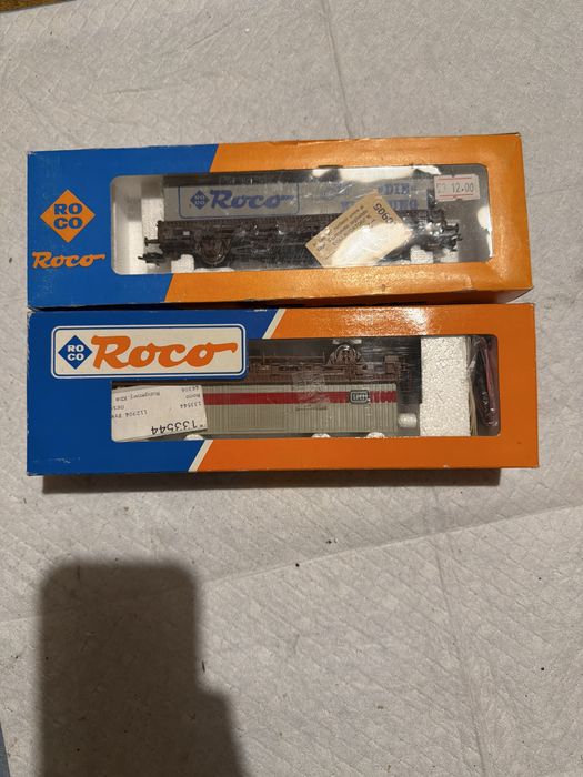 Wagoniki ROCO 2 szt. Komplet