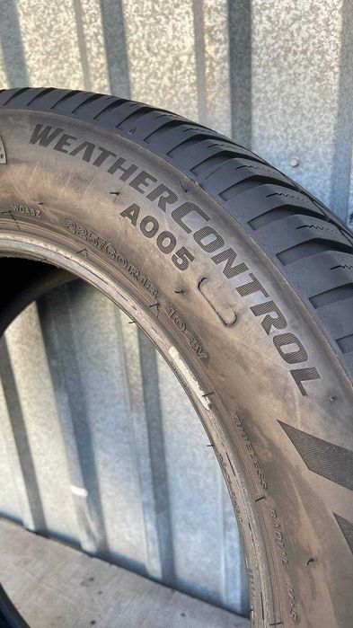 Шини б/у 225 60 R18 Bridgestone Weather Control A005