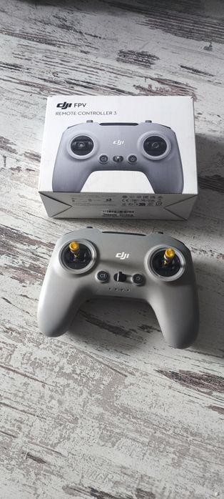 Kontroler lotu dji