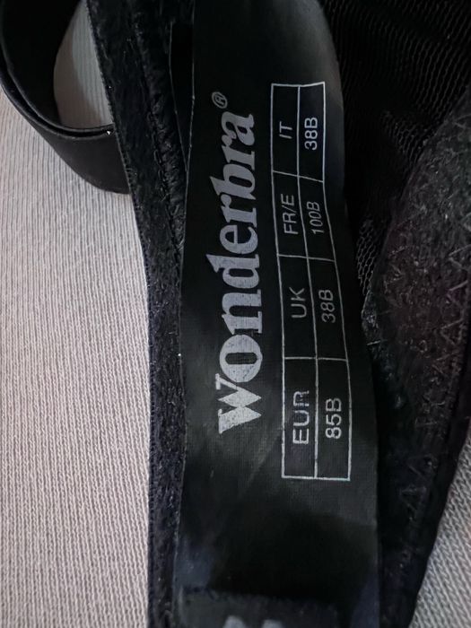 Бюстгалтер бра лифчик Wonderbra Passionata Chantelle