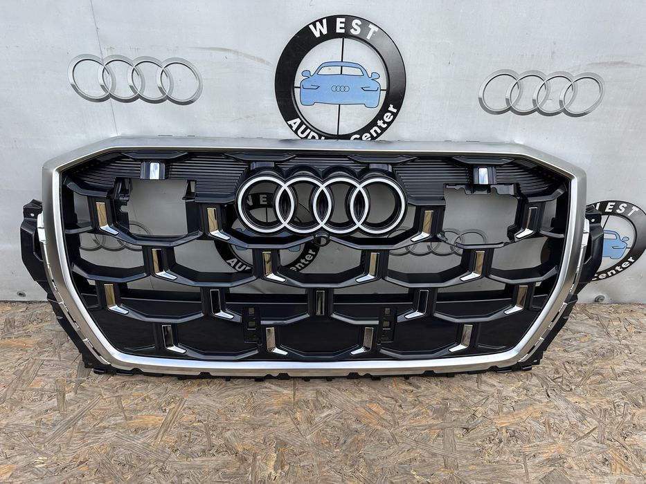 Центральна решітка Q7 4M0 Rest решітка радіатора Ауді Ку7 4M