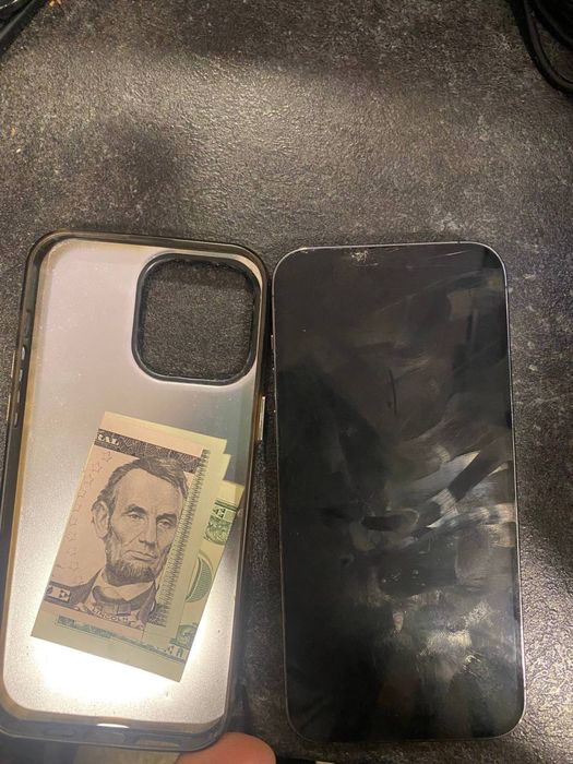 Знайшла Айфон РЕСПУБЛІКА!!!