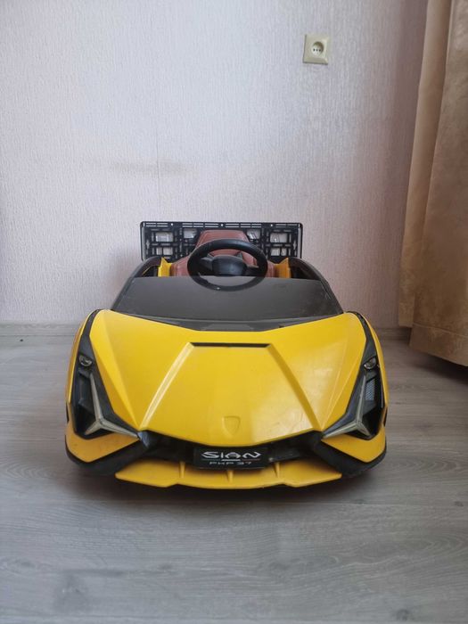 Машина дитяча для катання