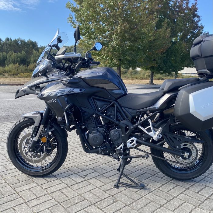 Benelli TRK 502x + Oferta Capacete Nexx X.WED 2 tam. L