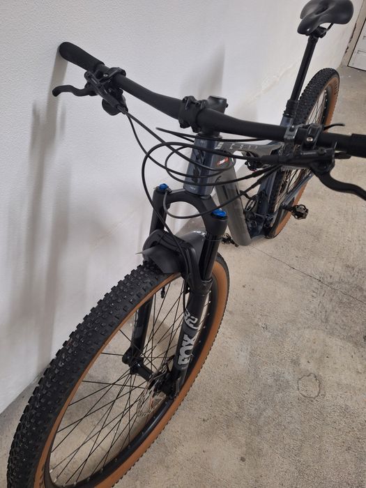 Bicicleta nova em carbono 2024