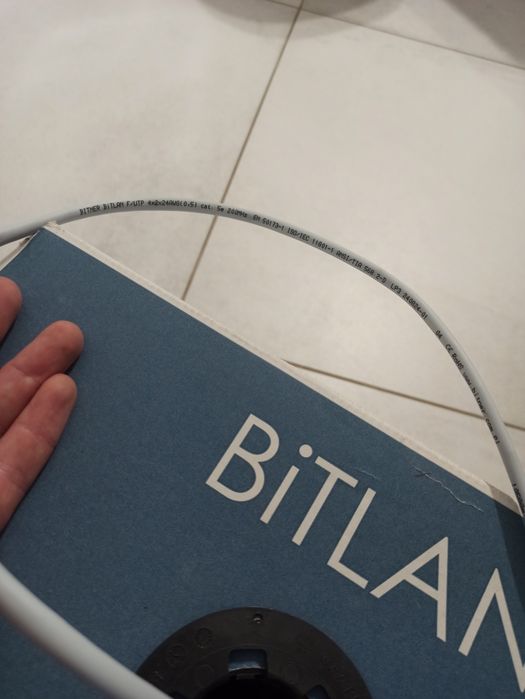 Kabel przewód skrętka F/UTP kat 5e Bitner 305m