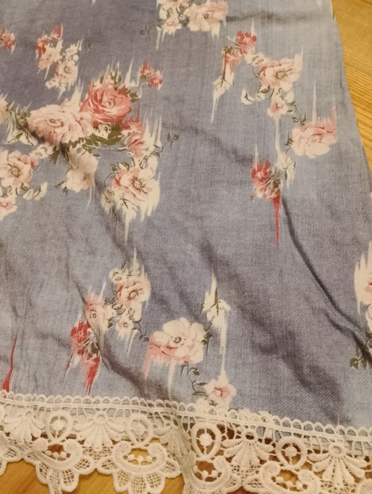 Sukienka damska w kwiaty