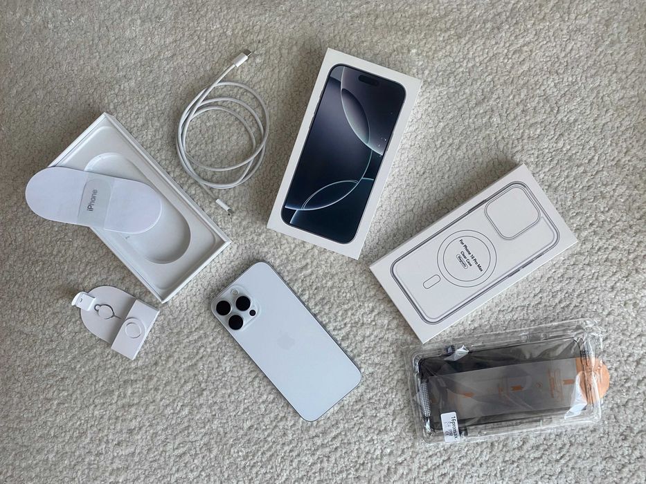 iPhone 16 Pro Max 256GB White Titanium SIM + eSIM 92 АКБ Состояние 5+