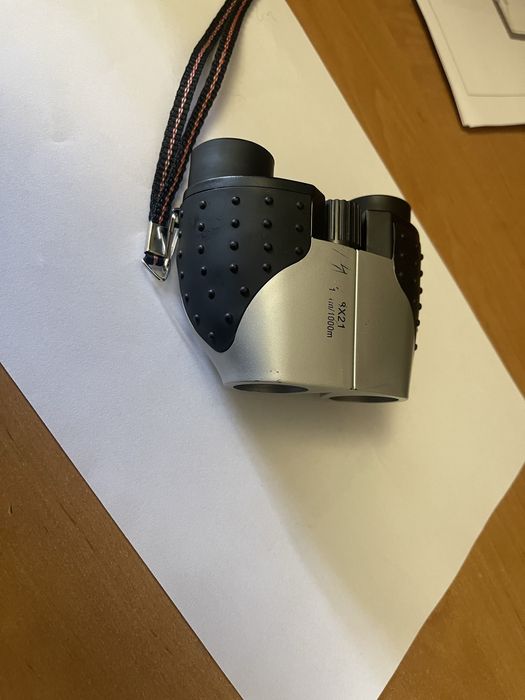 Продам биноколь 128х 1000