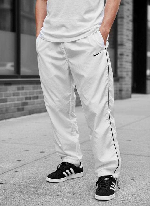 Спортивні чоловічі штани оверсайз із плащівки