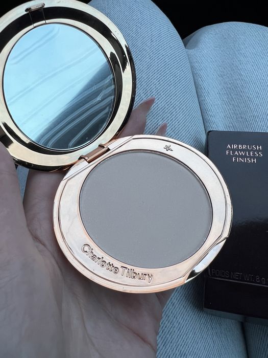 Пудра Charlotte Tilbury Medium 8 g 1:1