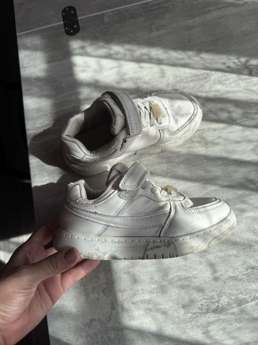 Білі кросівки 30рр.