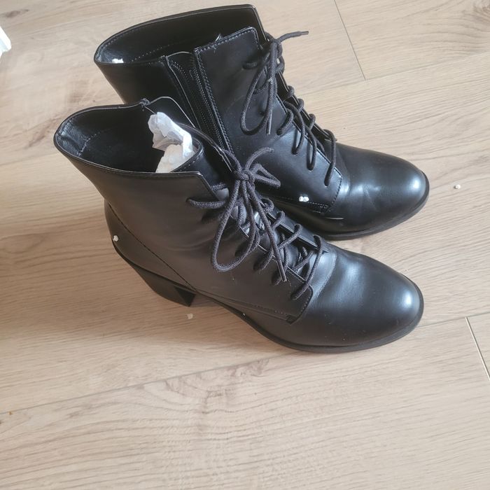 Buty w stylu oficerskim szerszy obcas 41, raz założone
