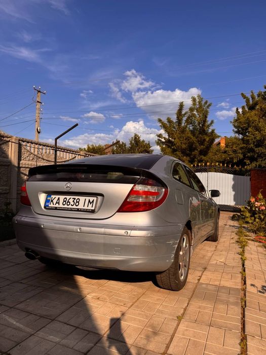 Mercedes-Benz C-Class Coupe 2.0 Compressor AT