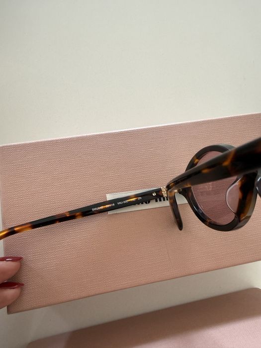 Oculos de sol miu miu