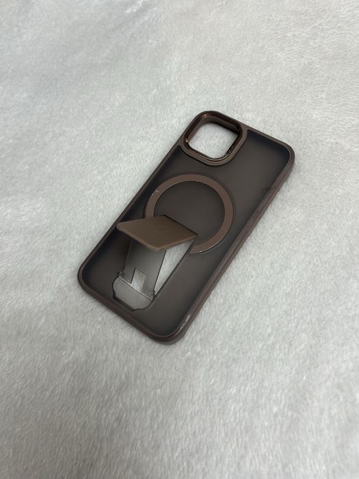 Etui Iphone 14 MagSafe z uchwytem podstawką