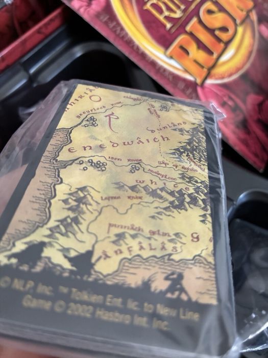 Lord of the Rings Risk Board Game (2002)