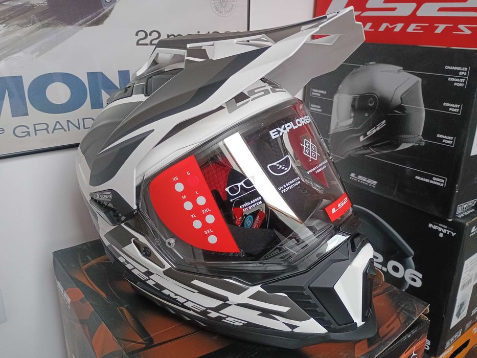 Kask LS2 model MX701 ALter black-white rozmiar S komplet NOWY OKAZJA