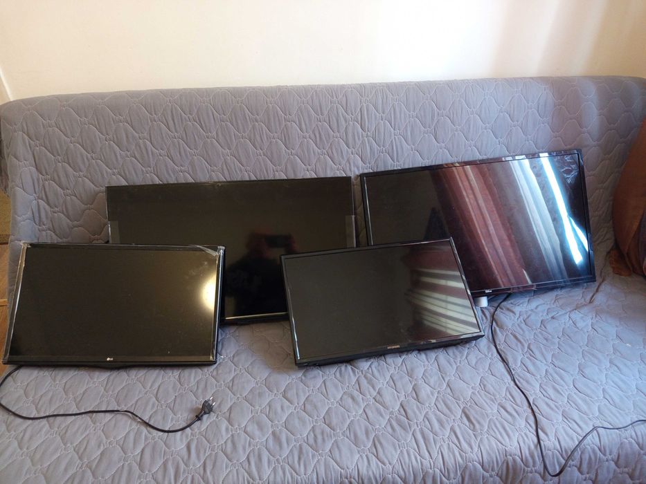 Televisores vários.