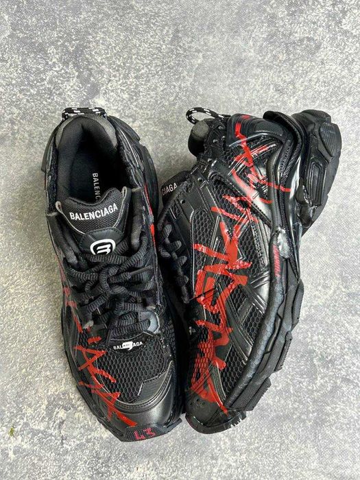 BALENCIAGA Runner graffiti кроссовки черные кеди кросівки чорні 43 41