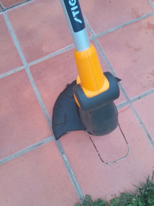 Corta Relvas Stiga Stg 600