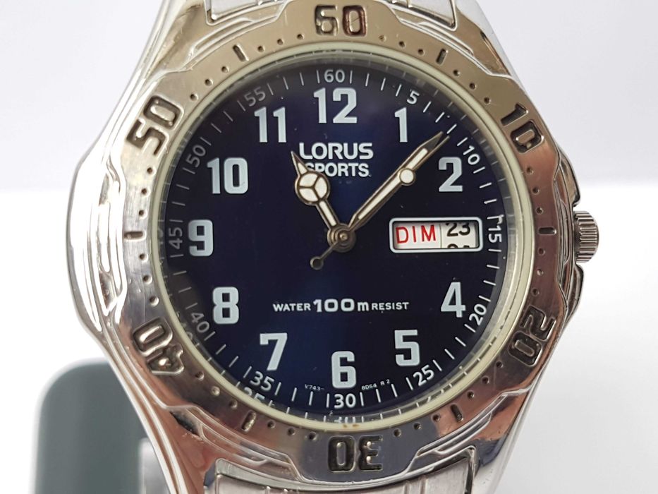 Годинник Lorus sports v743-8b40, кварц (Seiko-Epson), нержавійка