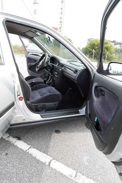 Honda Civic 1.4 Gasolina – Ano 2000