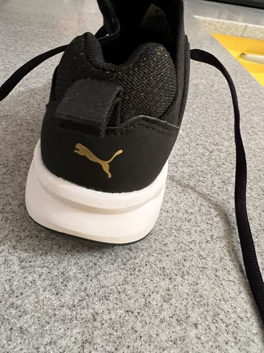 Puma adidasy czarno złote 35,5