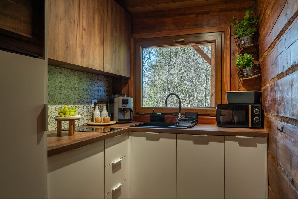 FERIE.Samodzielny Dom z bala,góry,jacuzzi,sauna, kominek,kulig,termy.